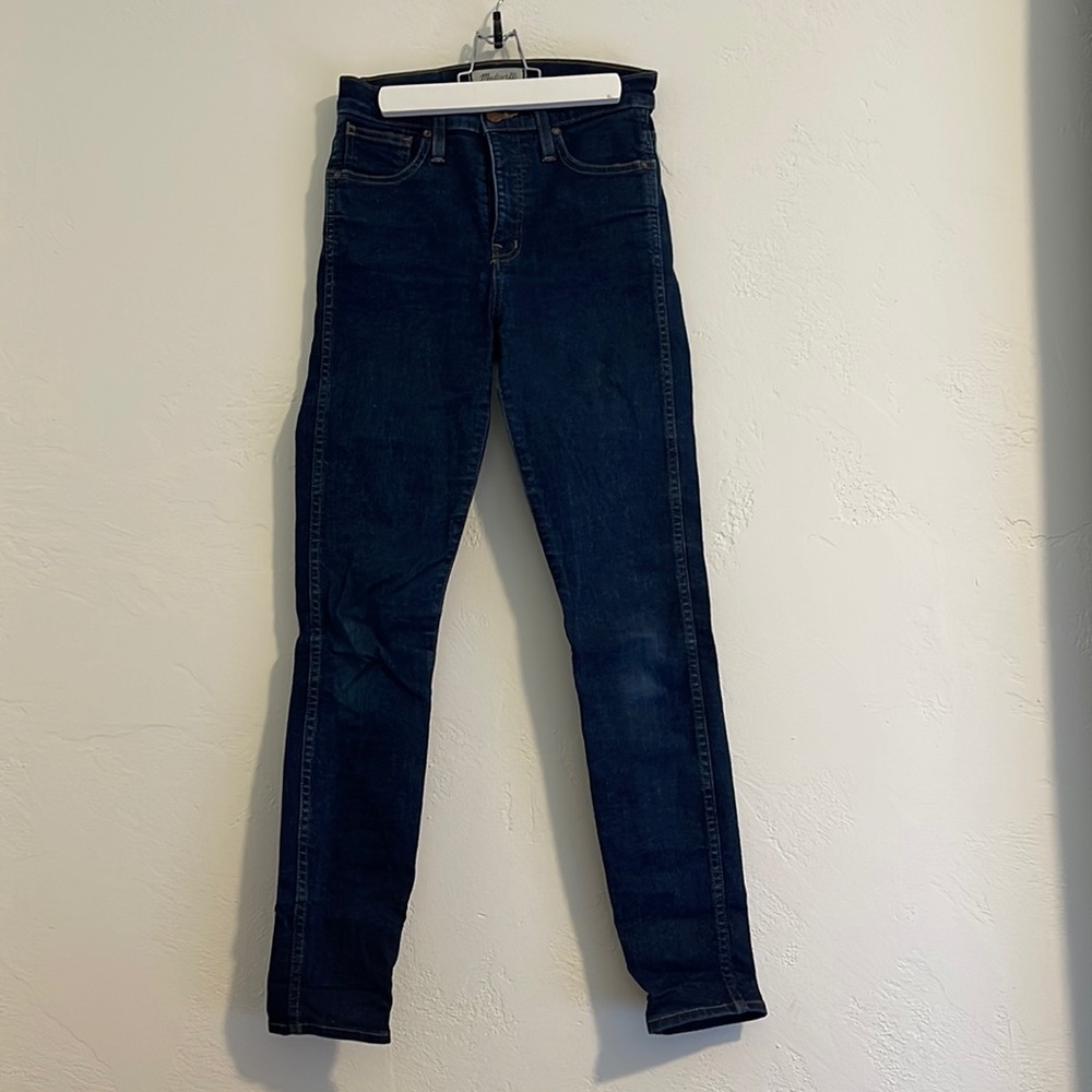 Madewell 10” high rises skinny Jean, dark wash.